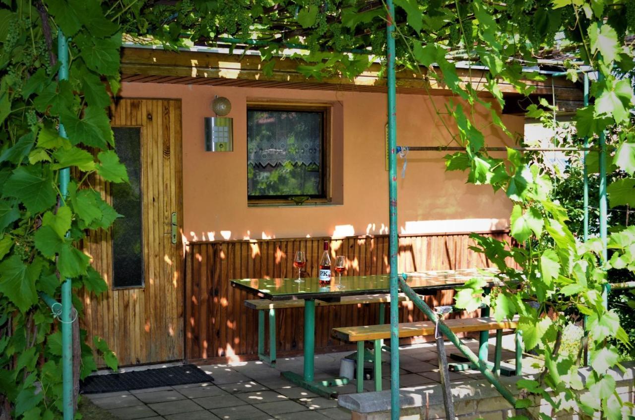 Vinarstvi Koliba Apartment Cejkovice  Exterior foto